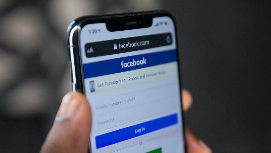 Facebook & Instagram outage likely caused by human error